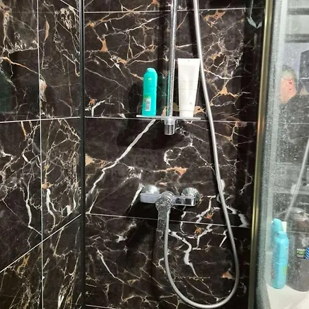 Renove Avec Grand Balcon - Fr-1-673-20